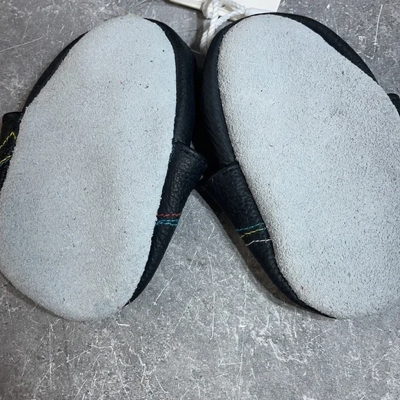 IEvolve Guitar Soft Leather Crib Shoes Black/Red Size 0-6 months - Picture 7 of 8